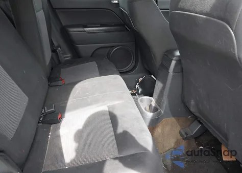 2014 Jeep Patriot Latitude из США, поврежденный, VIN 1C4NJRFB3ED546811